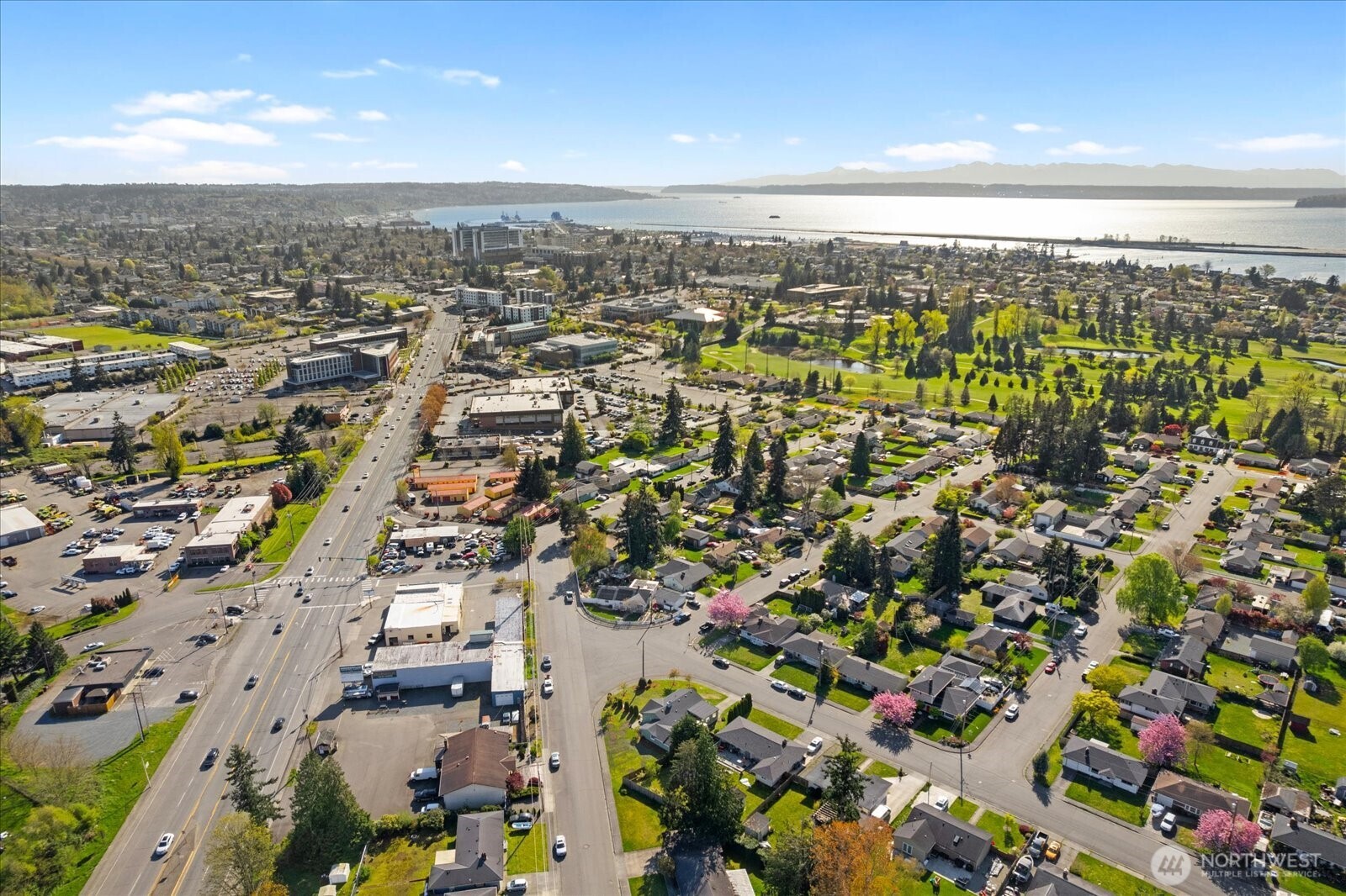 626 Legion Drive Everett, WA 98201 - Photo 38 of 38 an aerial view of a city
