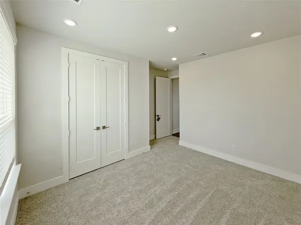 $2,990 | 909 Ash Road, Plano, TX 75075