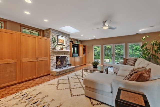 196 Sheridan Road Winnetka, IL 60093 - Photo 10 of 30