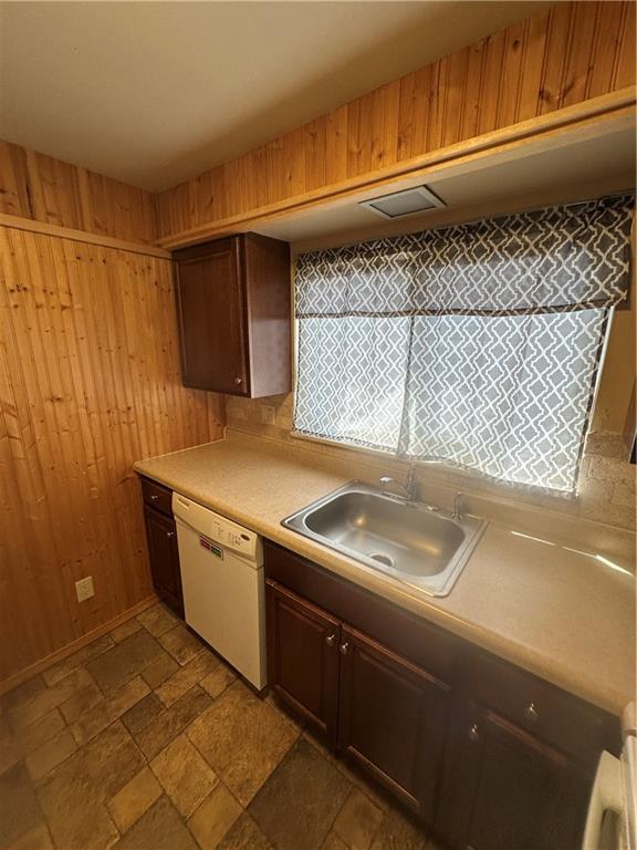 1811 Greentree Road Pittsburgh, PA 15220 - Photo 14 of 31