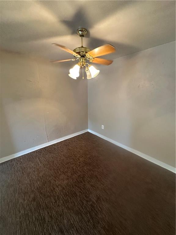 1811 Greentree Road Pittsburgh, PA 15220 - Photo 10 of 31
