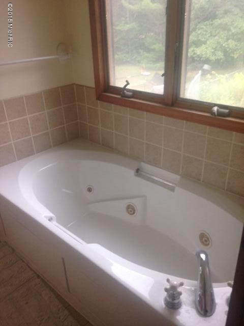 6696 Simonelli Road Whitehall, MI 49461 - Photo 6 of 32 IMG_3382