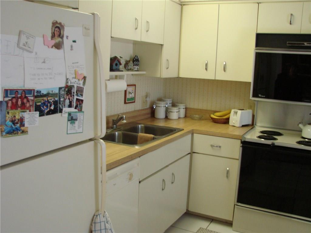 1440 Ocean Drive, Unit 6 Vero Beach, FL 32963 - Photo 15 of 15