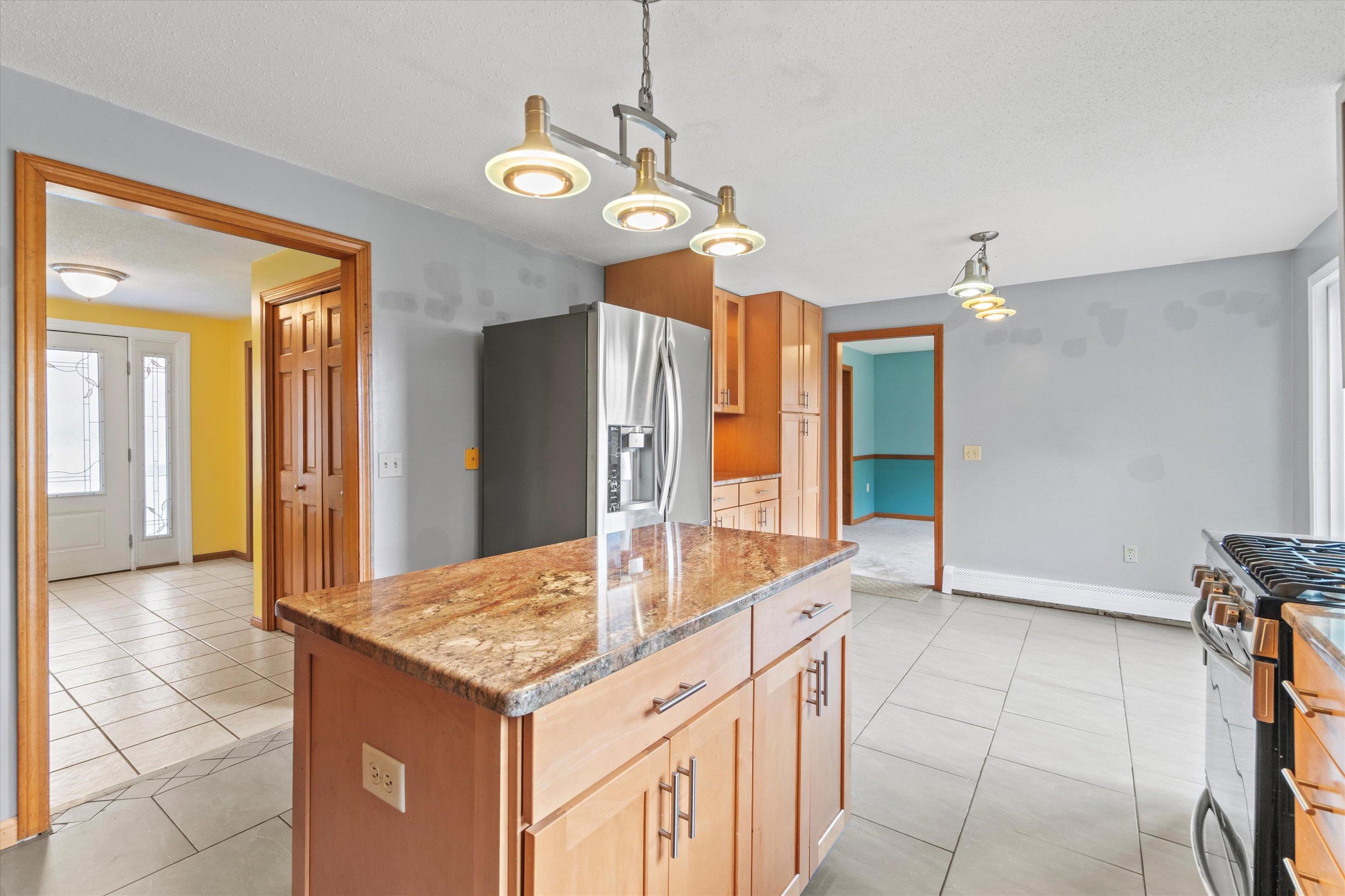 138 Castle Hill Road Windham, NH 03087 - Photo 15 of 60