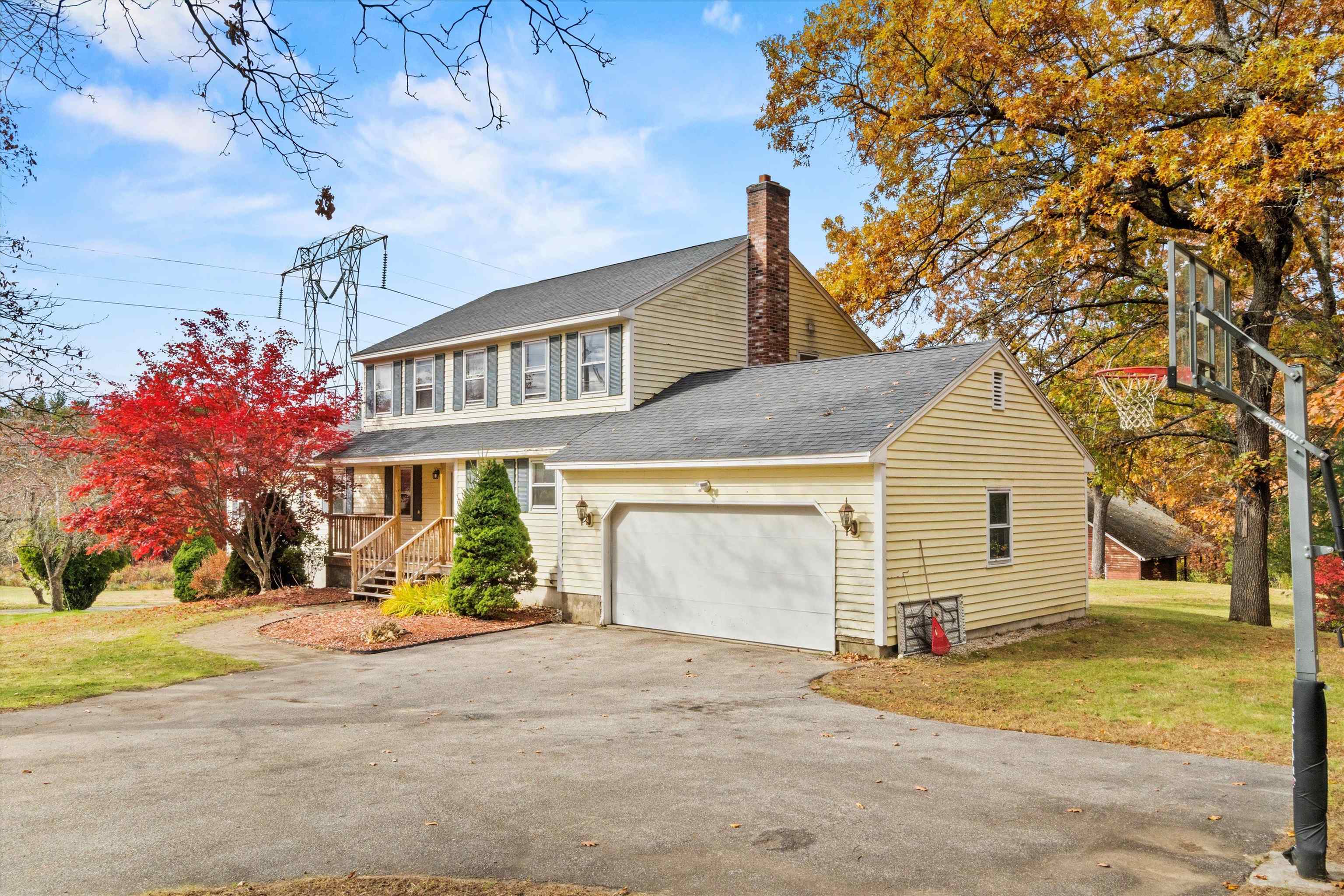 138 Castle Hill Road Windham, NH 03087 - Photo 3 of 60