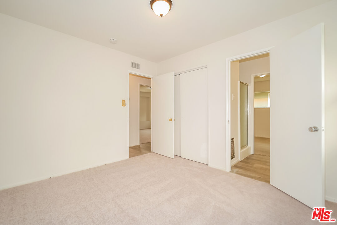 4152 Cochran Street Simi Valley, CA 93063 - Photo 19 of 27 Gallery Image 19