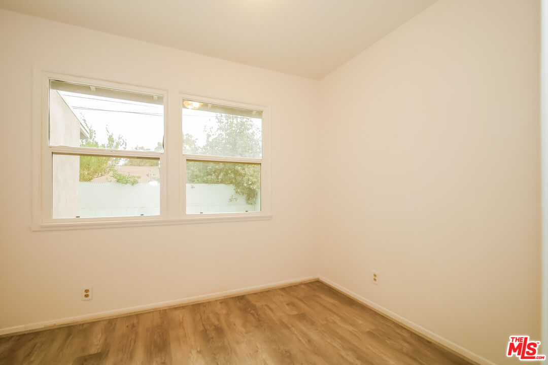 4152 Cochran Street Simi Valley, CA 93063 - Photo 20 of 27 Gallery Image 20