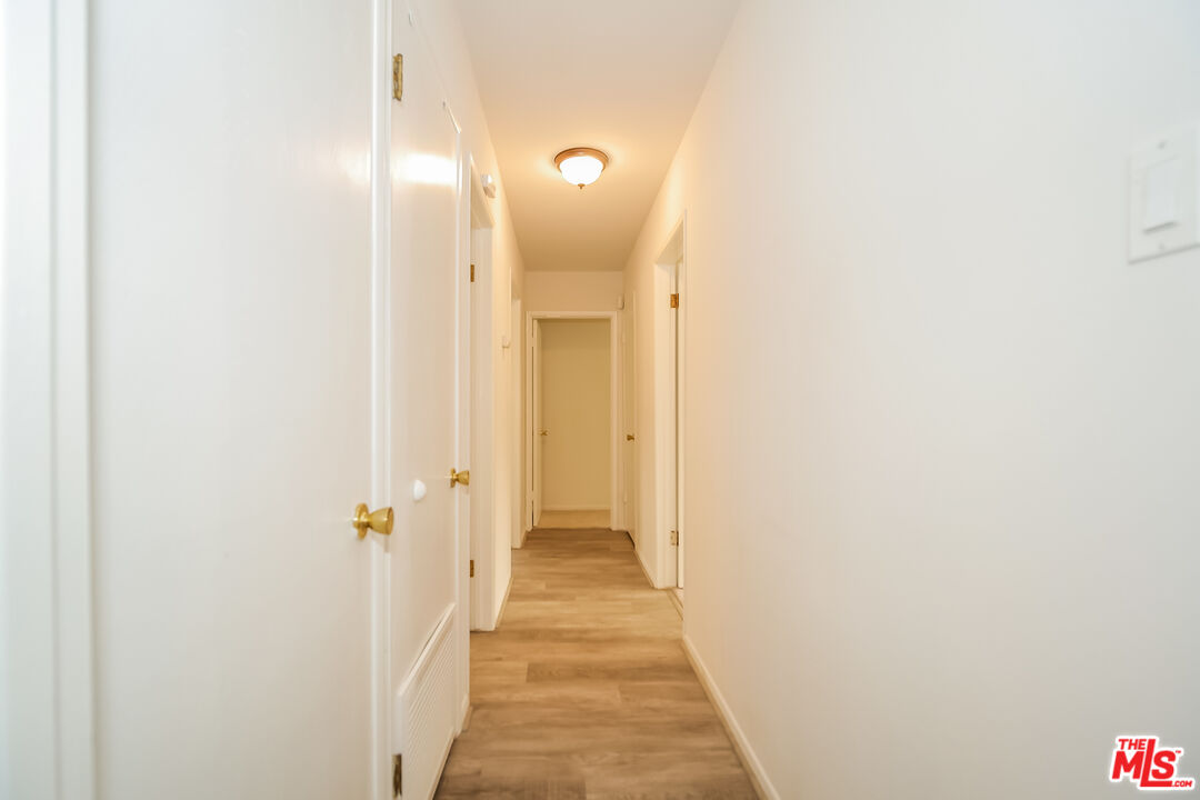 4152 Cochran Street Simi Valley, CA 93063 - Photo 22 of 27 Gallery Image 22