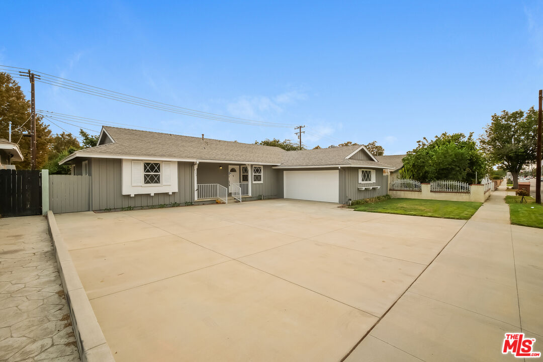 4152 Cochran Street Simi Valley, CA 93063 - Photo 7 of 27 Gallery Image 7