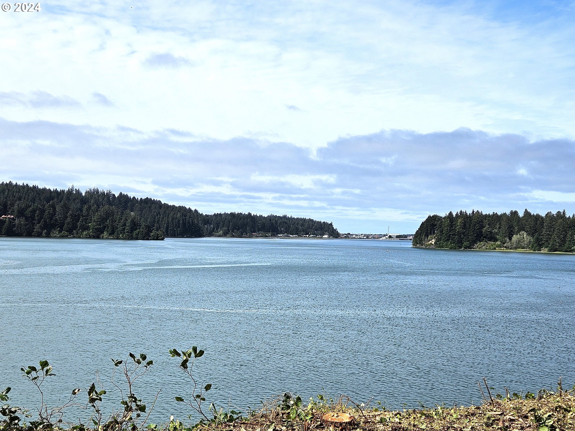 62228 Crown Point Road Coos Bay, OR 97420 - Photo 1 of 20