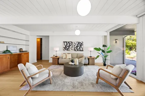 $3,290,000 | 40 Roxbury Lane, San Mateo, CA 94402