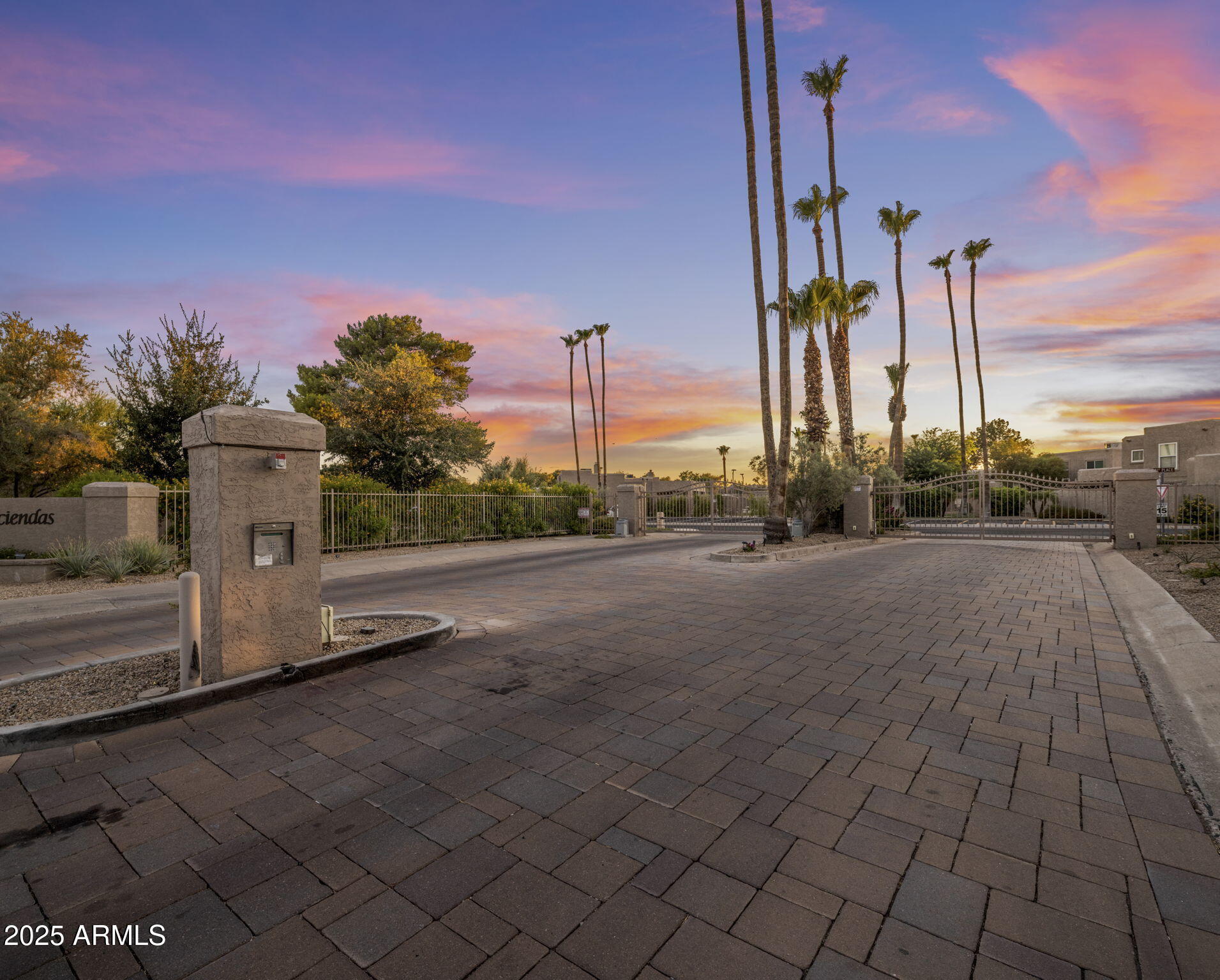 4037 East Bloomfield Road Phoenix, AZ 85032 - Photo 39 of 40 Entrance to Community