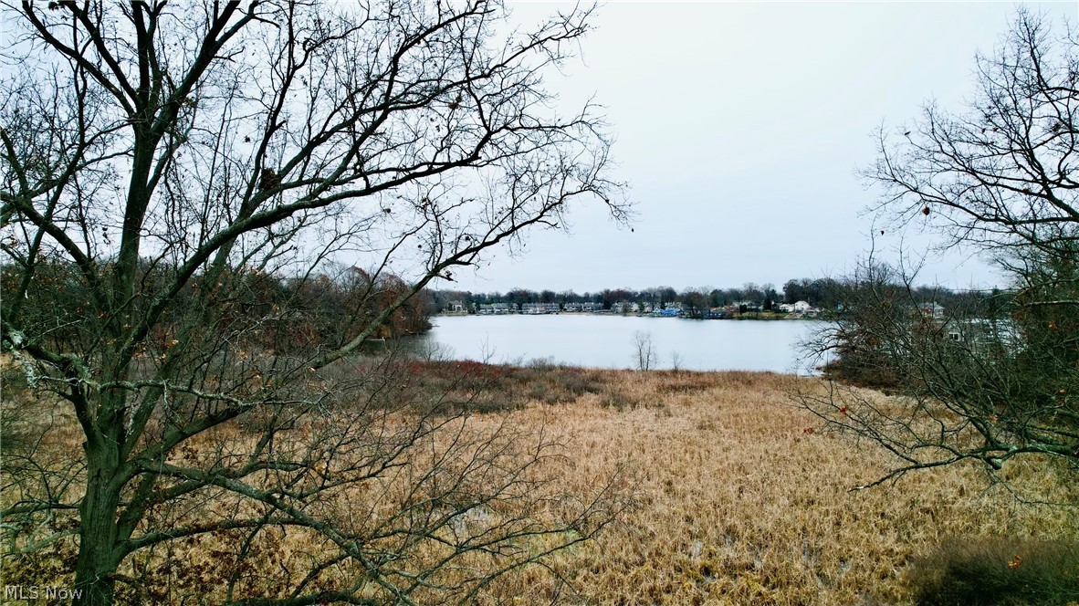 1829 Lake Heights Road Northwest Canton, OH 44708 - Photo 16 of 22 Gallery Image 16