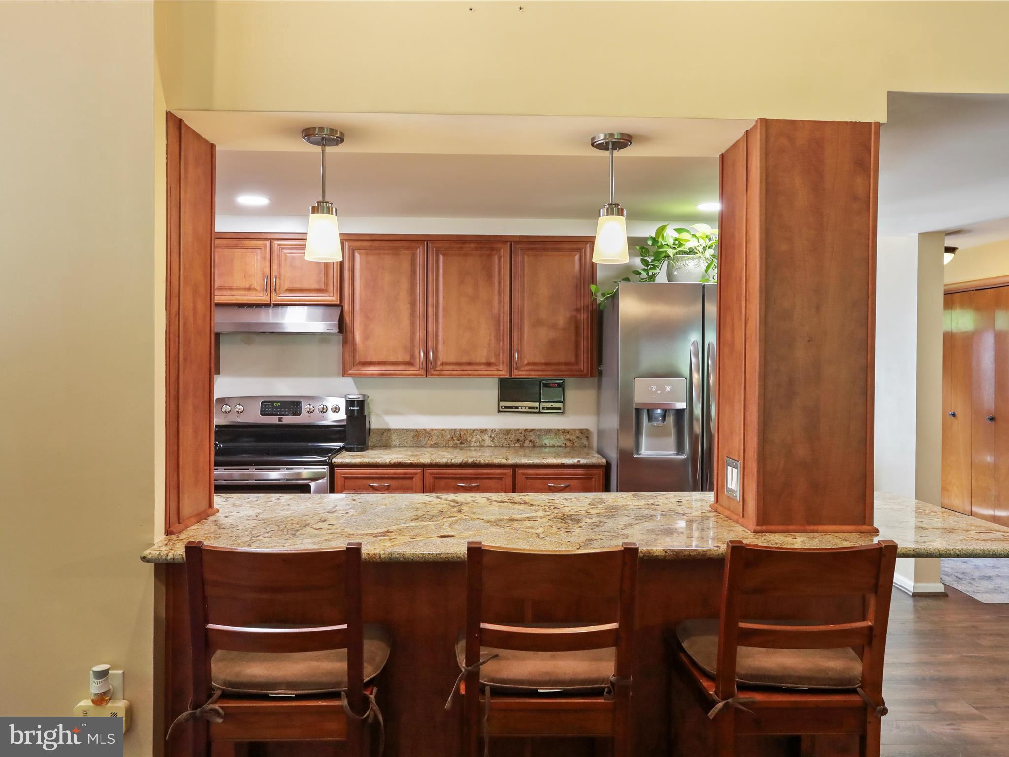 10572 Shenandoah Path Catlett, VA 20119 - Photo 20 of 74 oversized kitchen
