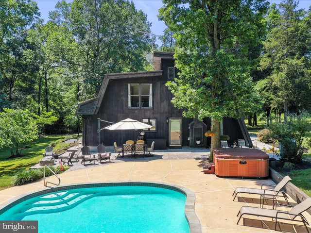 $760,000 | 10572 Shenandoah Path, Catlett, VA 20119