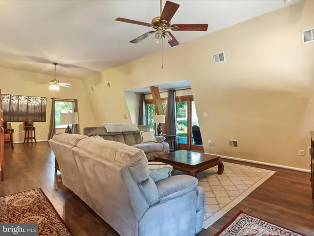 $760,000 | 10572 Shenandoah Path, Catlett, VA 20119