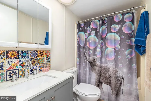 $300,000 | 33381 Central Avenue, Frankford, DE 19945