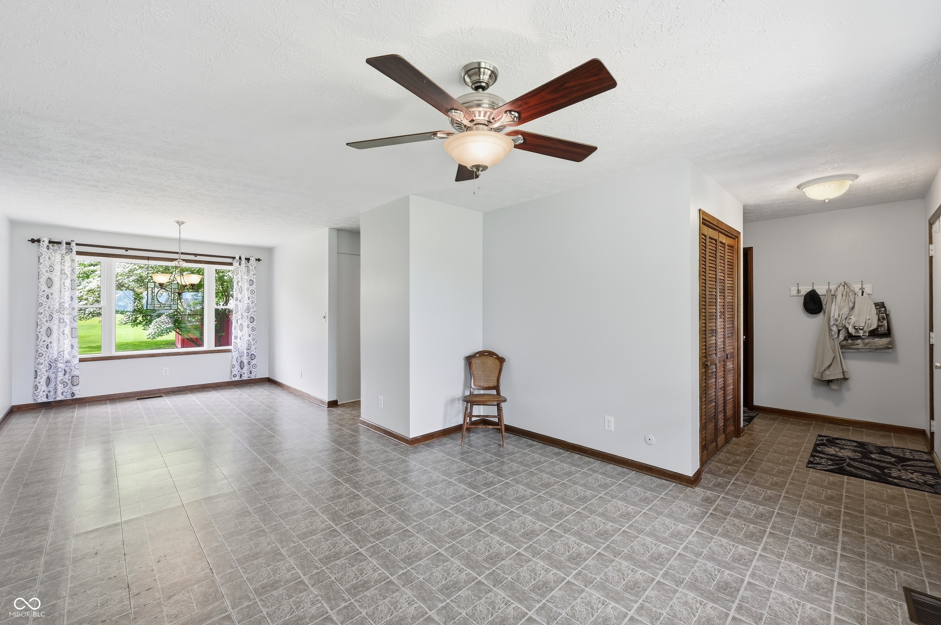 9557 Shelbyville Road Indianapolis, IN 46259 - Photo 15 of 46