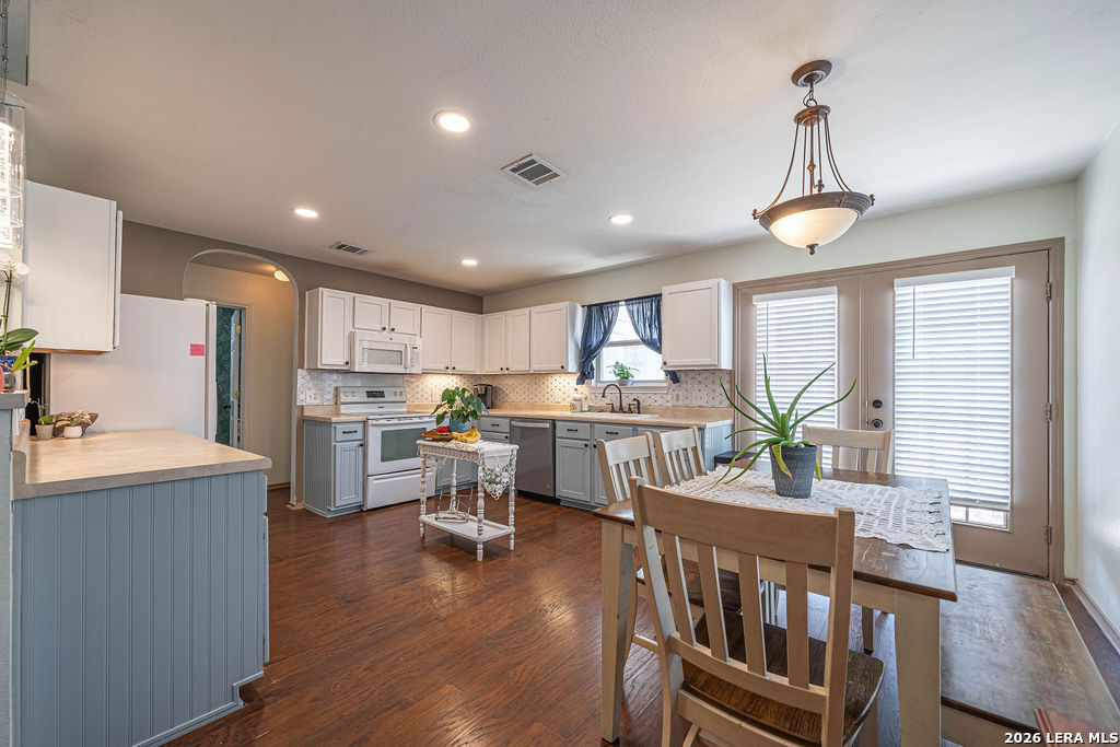 9115 Pumpkin Ridge Selma, TX 78154 - Photo 11 of 31