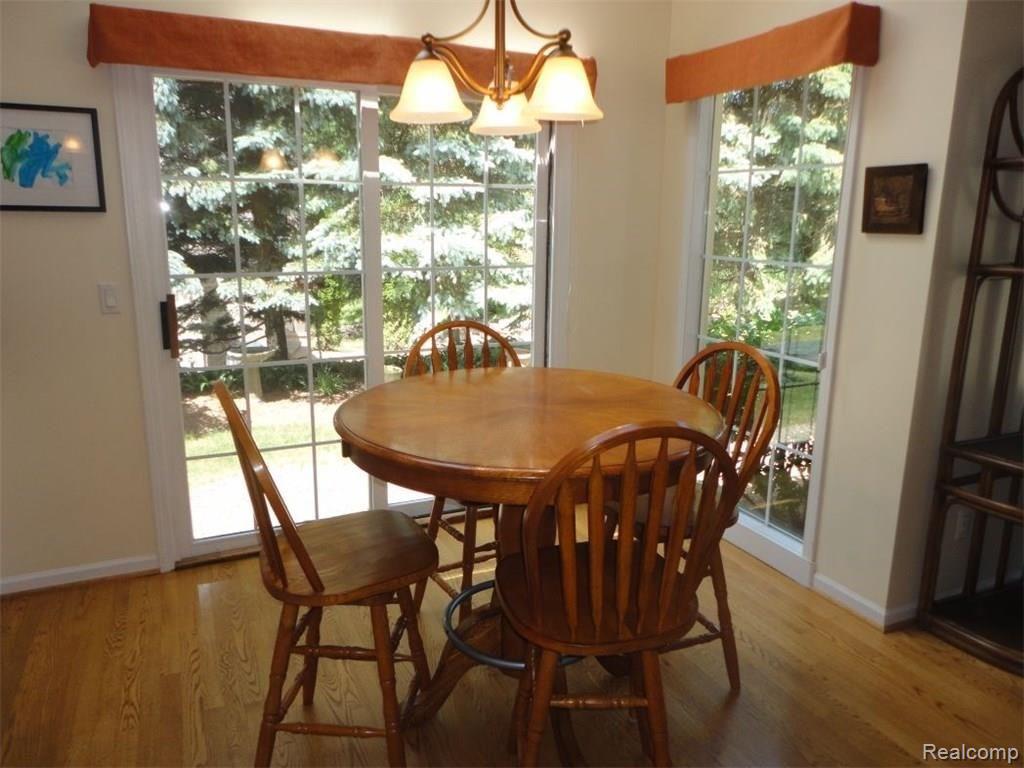 652 Cherry Tree Lane Rochester Hills, MI 48306 - Photo 11 of 42