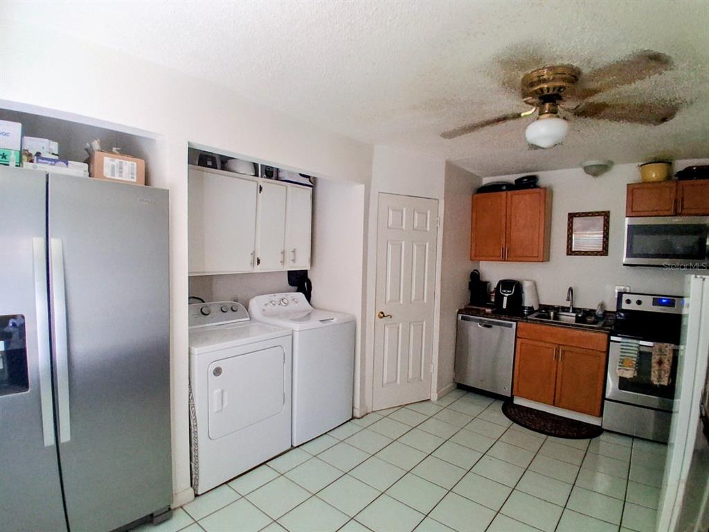 1208 South Taylor Road Seffner, FL 33584 - Photo 22 of 37 Gallery Image 22