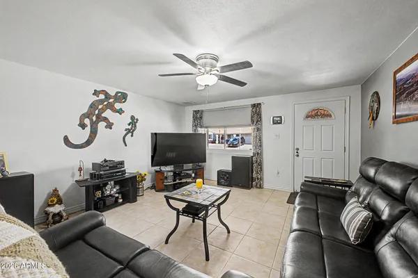 $479,999 | 14002 North 37th Place, Phoenix, AZ 85032