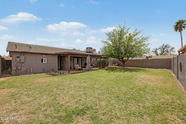 $479,999 | 14002 North 37th Place, Phoenix, AZ 85032