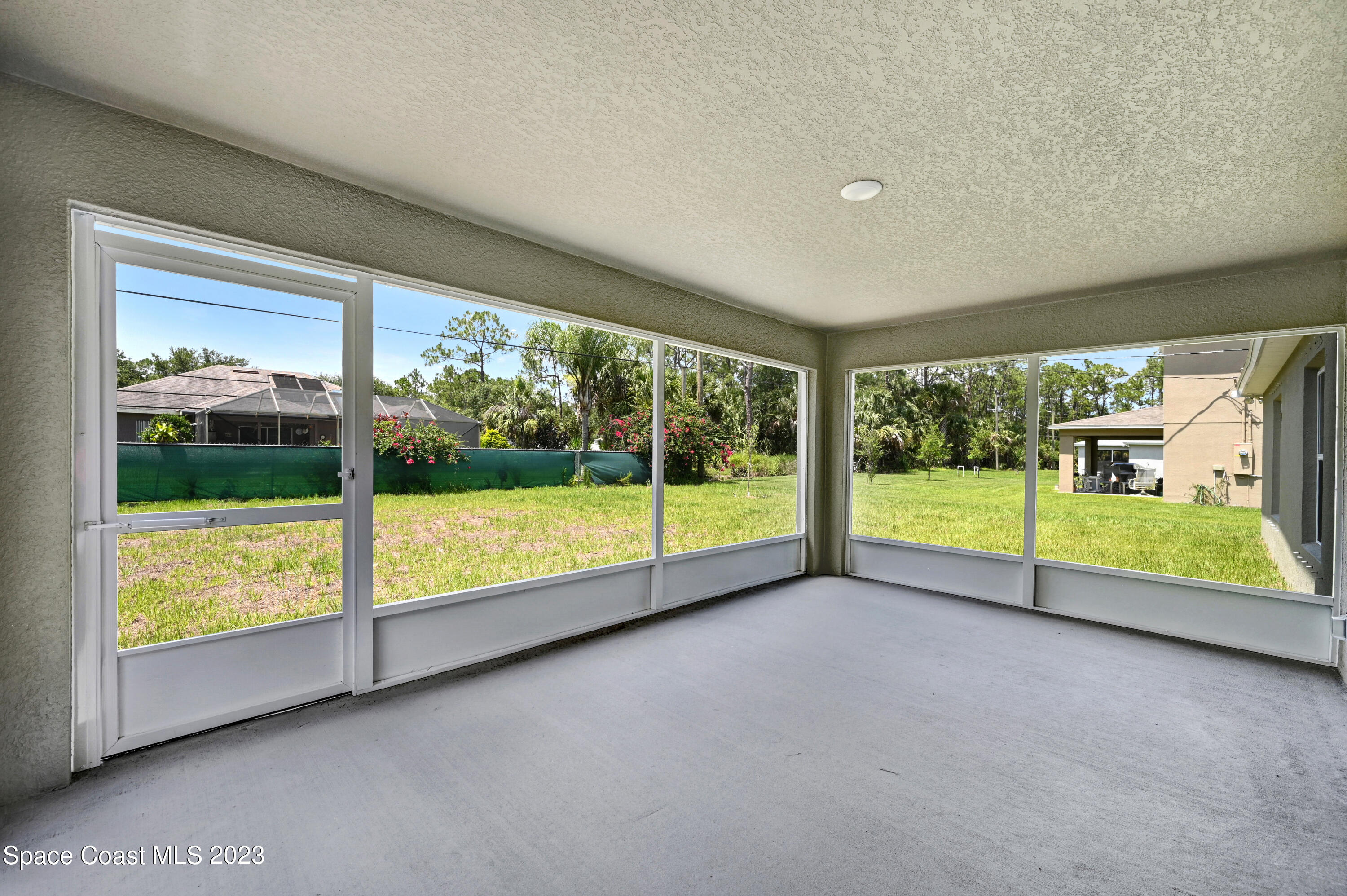 Trussed Screened Porch