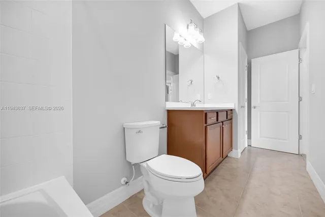 $4,500 | 964 Banyan Drive, Hollywood, FL 33021