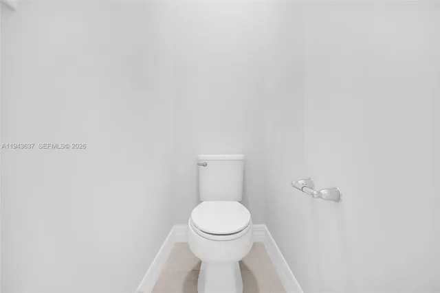 $4,500 | 964 Banyan Drive, Hollywood, FL 33021