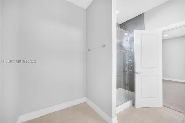 $4,500 | 964 Banyan Drive, Hollywood, FL 33021