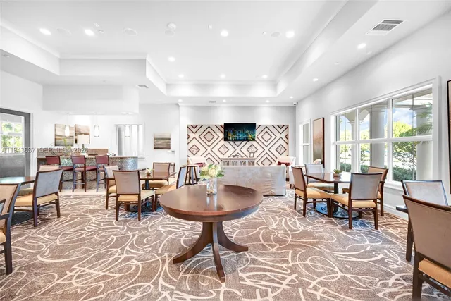 $4,500 | 964 Banyan Drive, Hollywood, FL 33021