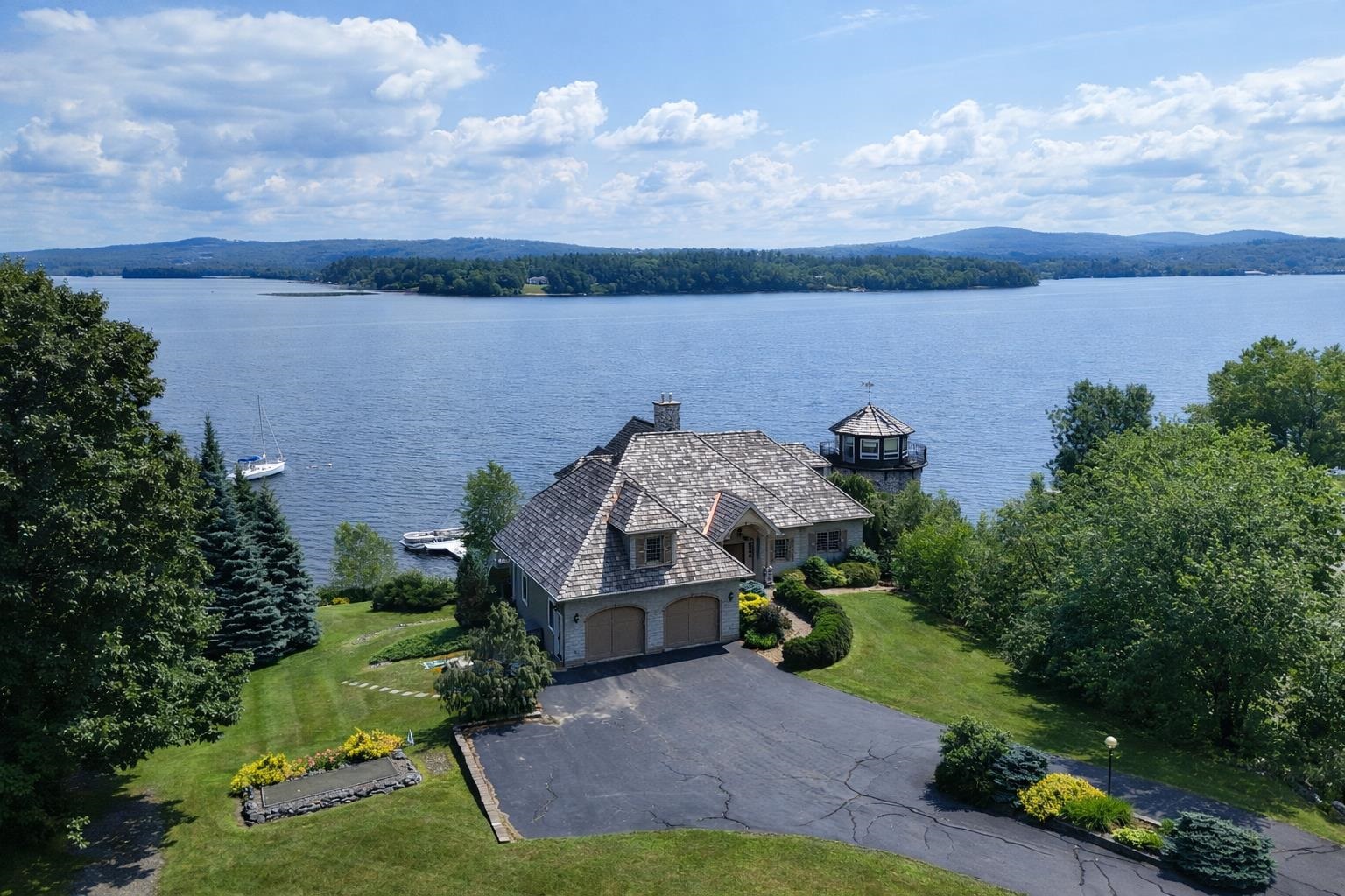 25 Fishing Access Road Newport Town, VT 05855 - Photo 4 of 59