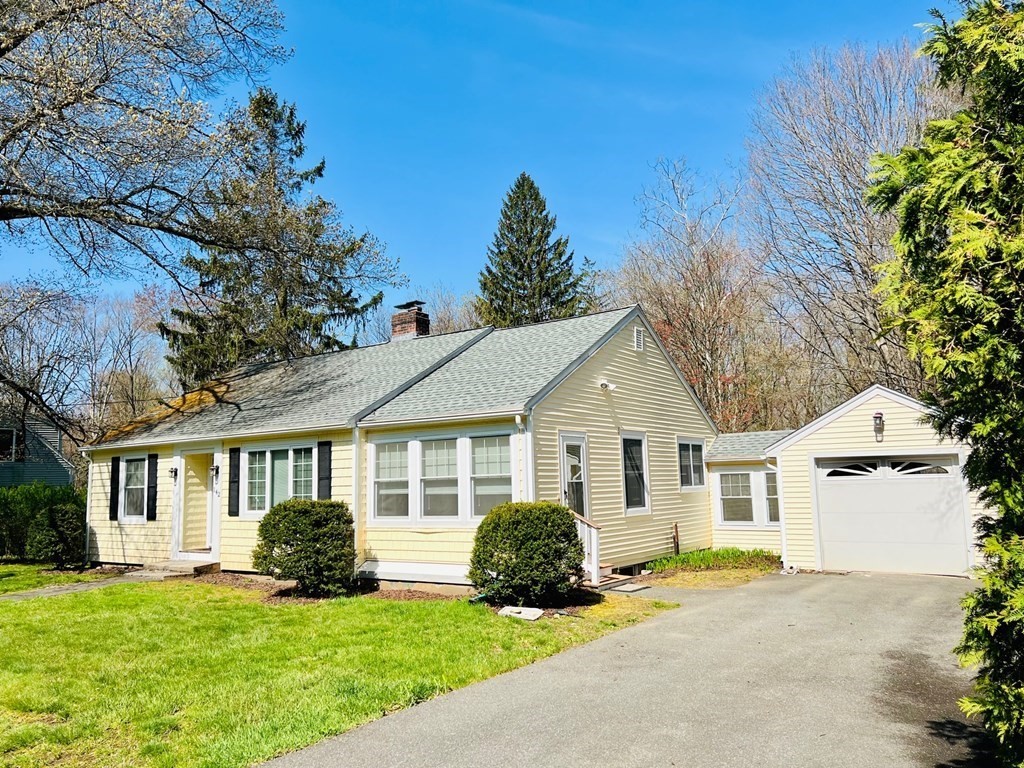 142 State Street Amherst, MA 01002 - Photo 1 of 29 Gallery Image 1