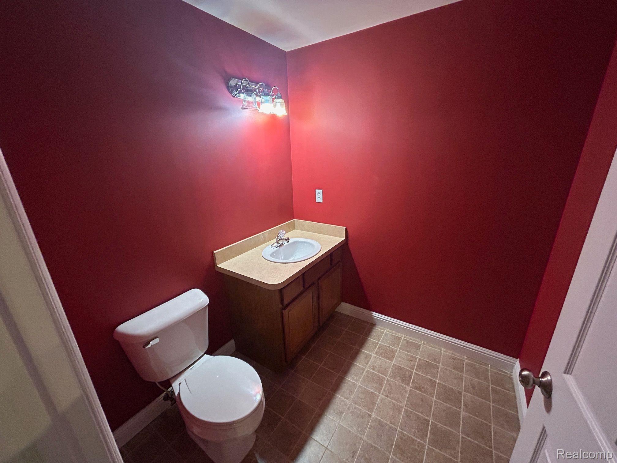 41484 Glade Road Canton, MI 48187 - Photo 26 of 35