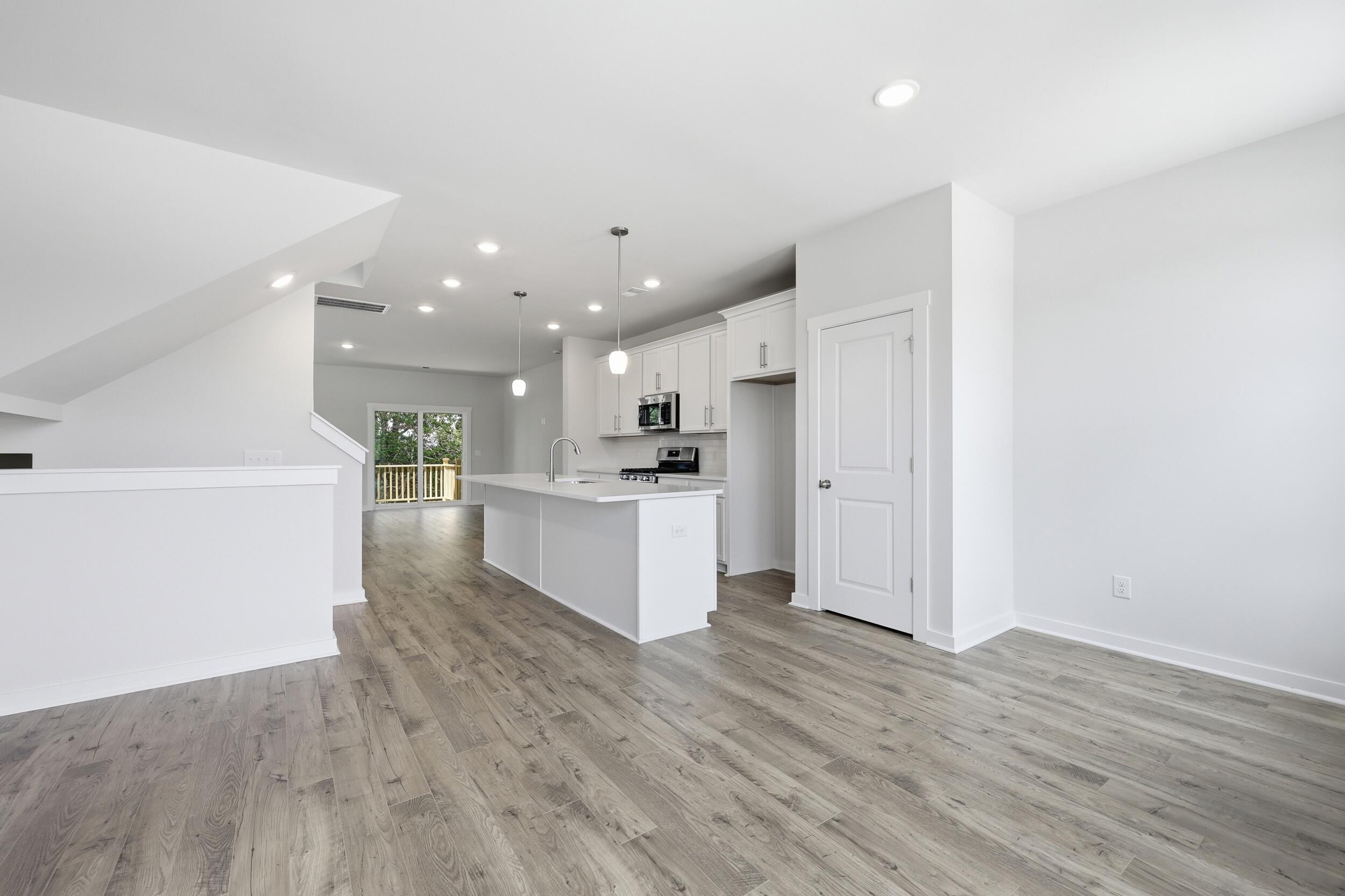 124 Fernbank Road Johns Island, SC 29455 - Photo 19 of 35 Dining Area