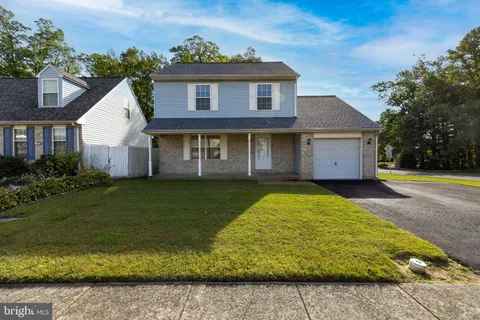 $380,000 | 101 North Katrin Circle, New Castle, DE 19720