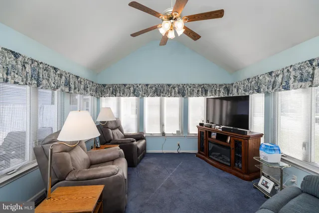 $380,000 | 101 North Katrin Circle, New Castle, DE 19720