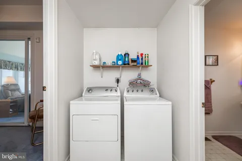 $380,000 | 101 North Katrin Circle, New Castle, DE 19720