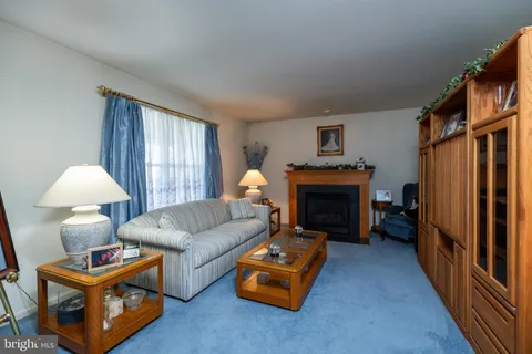 $380,000 | 101 North Katrin Circle, New Castle, DE 19720