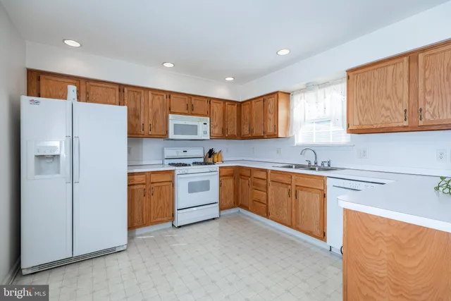 $380,000 | 101 North Katrin Circle, New Castle, DE 19720