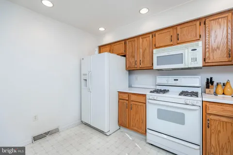 $380,000 | 101 North Katrin Circle, New Castle, DE 19720