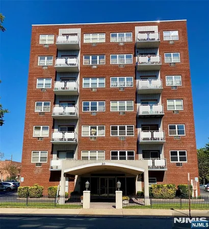 $280,000 | 20 Jefferson Street, Unit C9, Hackensack, NJ 07601