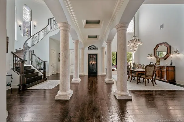a view of livingroom with furniture and wooden floor