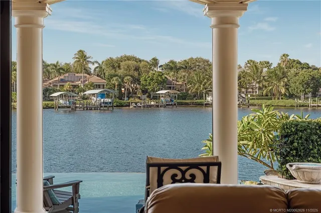 $8,200,000 | 10433 Southeast Banyan Way, Jupiter, FL 33469