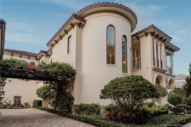 $8,200,000 | 10433 Southeast Banyan Way, Jupiter, FL 33469