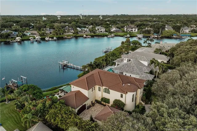$8,200,000 | 10433 Southeast Banyan Way, Jupiter, FL 33469