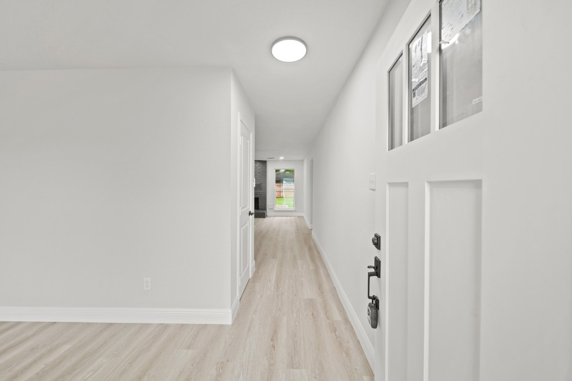 7435 Neal Ridge Drive Houston, TX 77489 - Photo 3 of 23