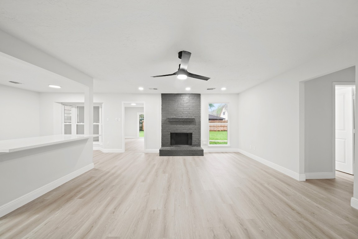 7435 Neal Ridge Drive Houston, TX 77489 - Photo 8 of 23