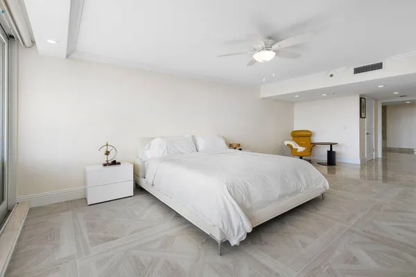 a view of walk in closet